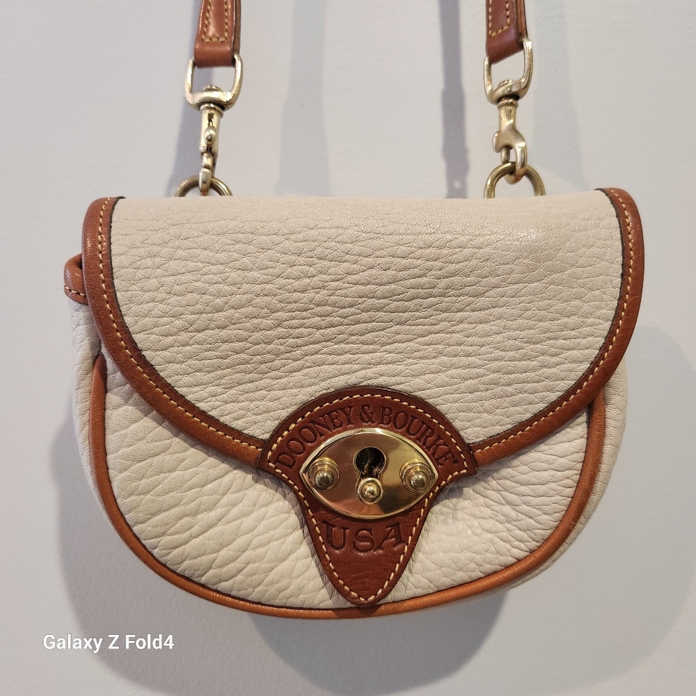 Vintage Dooney Wild West Licorice Cream Calvary Crossboday/Belt Bag